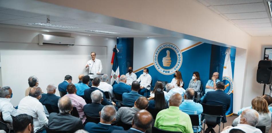 El presidente Luis Abinader participó en la reunión del PRM. FUENTE EXTERNA