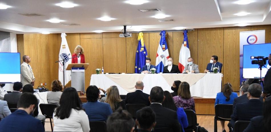 Estado Dominicano fortalecerá sistema de salud y protección social con apoyo de la Unión Europea y de la AFD.

Foto: Ministerio de Salud Pública