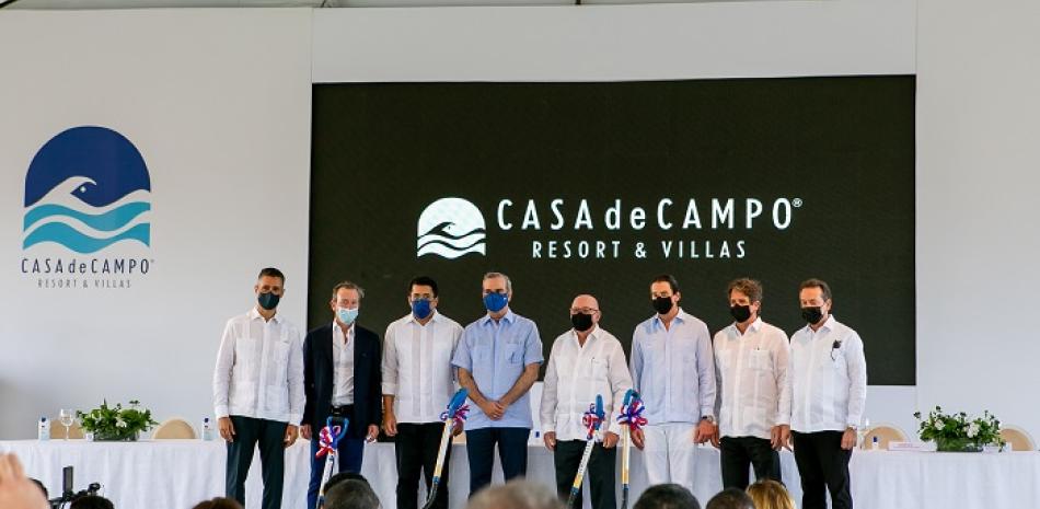 Andrés Pichardo, Pepe Fanjul Jr, David Collado, Luis Abinader, Ramón Menéndez, Víctor Bisonó, Leo Matos y Eduardo Martínez-Lima G.