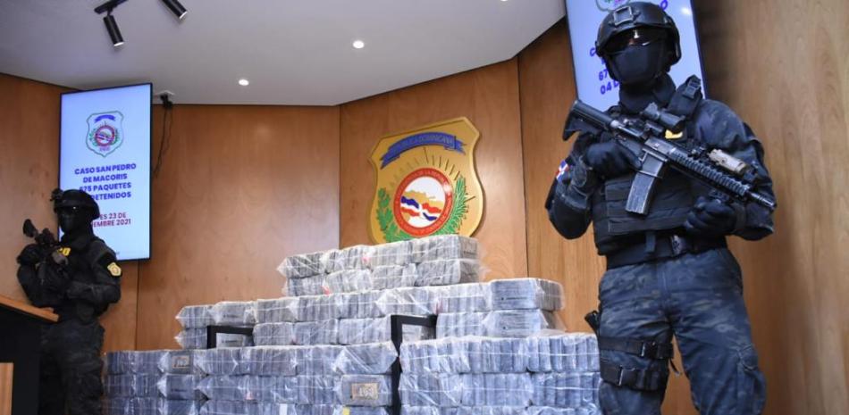 675 paquetes de cocaína incautadas en las costas de la provincia de San Pedro de Macorís.

Foto: Dirección de Comunicaciones, DNCD.