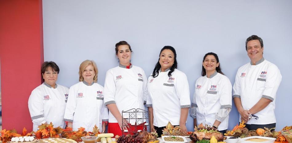 Johanna Pichardo, Lucy Threan, Katarina Lage, Chef Jaca, Maureen Tejeda y Ramón Sosa.