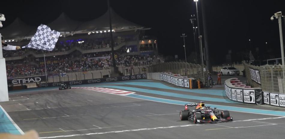 Max Verstappen gana el Gran Premio de Abu Dabi, el domingo 12 de diciembre de 2021.