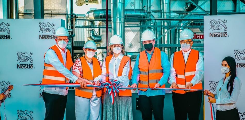 El acto de inauguración fue encabezado por la vicepresidenta de la República, Raquel Peña, y se realizó durante la celebración de los 50 años de la Fábrica de Lácteos de Nestlé, en San Francisco de Macorís.