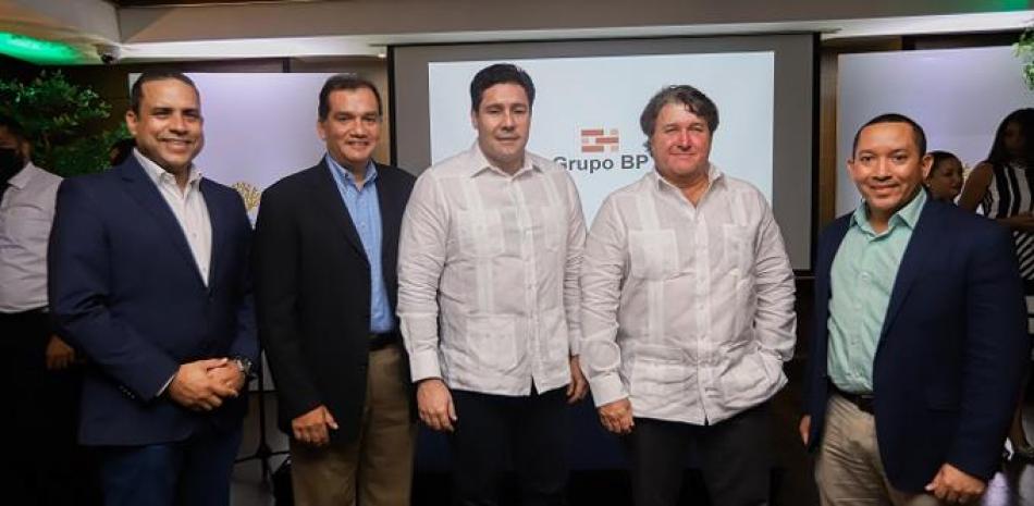 Euclidez Diaz, Pedro Rosario, Pedro Bonilla, Beto Perez y Pedro Reyes.