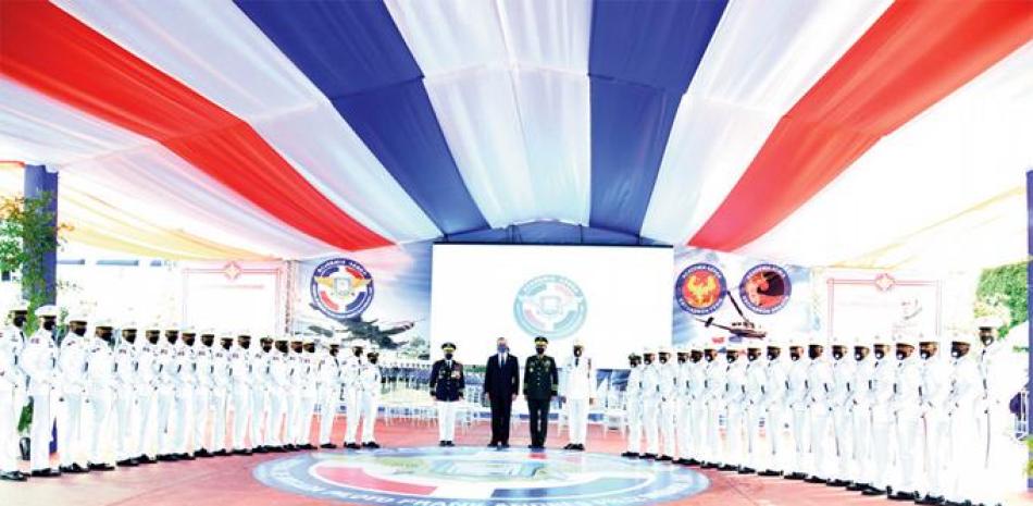 El presidente Abinader encabezó graduación de XX Promoción de Cadetes FARD. JOSÉ ALBERTO / LD