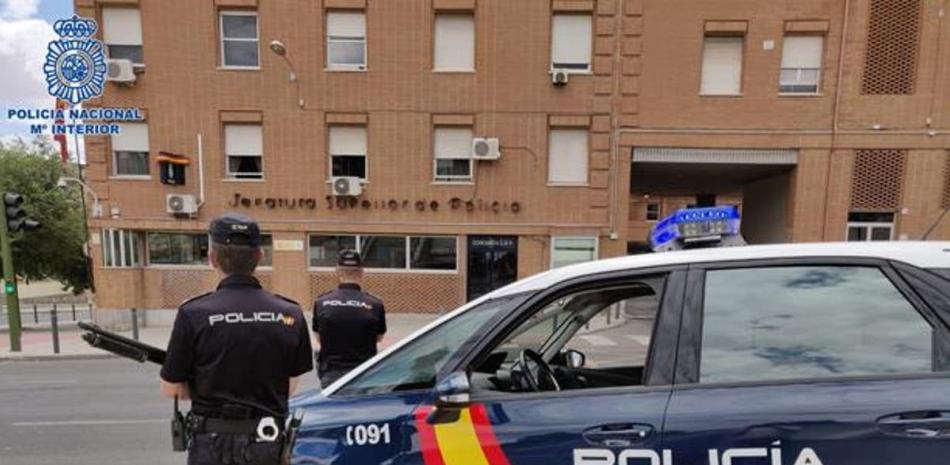 Policia española, LD