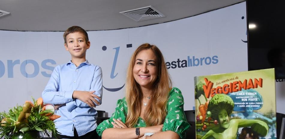 Alexandros Athanasopoulos Farach y Karla Farach.