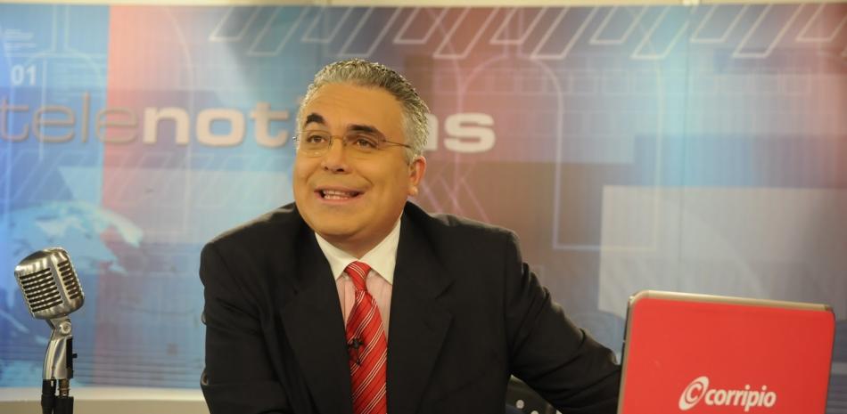 Roberto Cavada conducirá "Telenoticias" a las 10:00 de la noche a partir del 10 de enero.