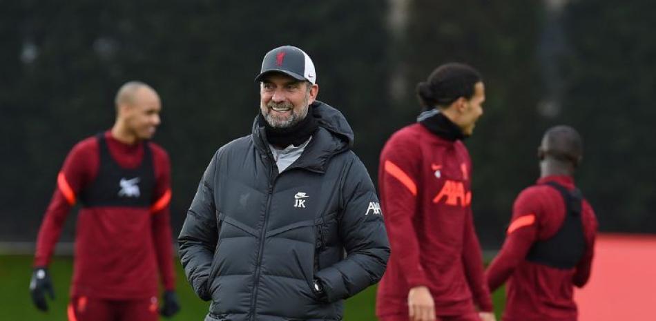 Jürgen Klopp es el entrenador del Liverpool que ha tenido que cerrar su centro de entrenamientos.