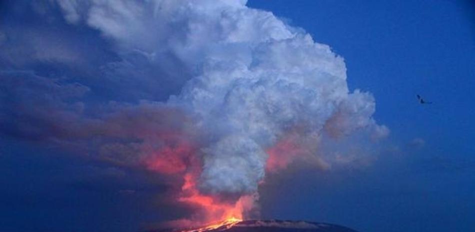 Volcán Wolf en 2015. Europa Press.