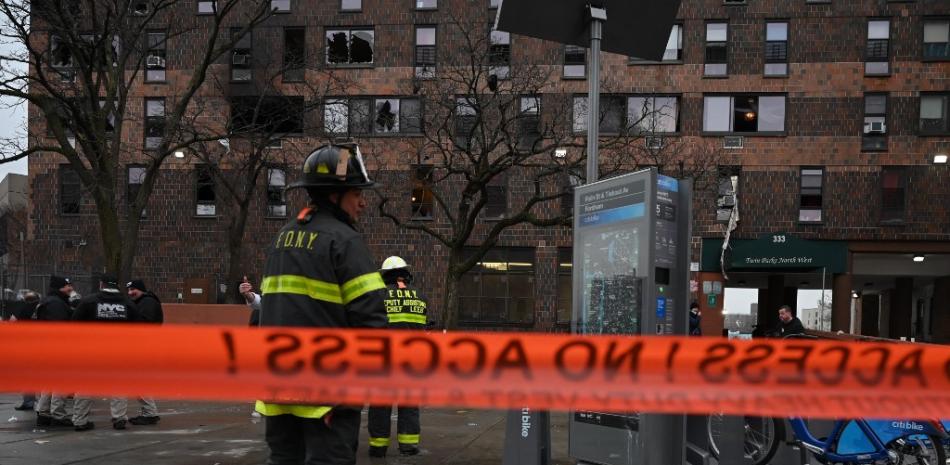 Edificio donde se produjo el incendio, en el Bronx, Nueva York. Agencia AFP.