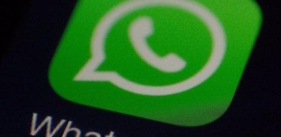 “WhatsApp will allow you to send audio messages that can be heard only once.”  Daily menu