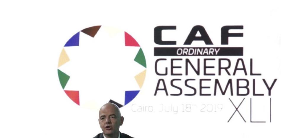 El presidente de la FIFA Gianni Infantino durante la asamblea general de la Confederación Africana de fútbol, en El Cairo, el 18 de julio de 2019.