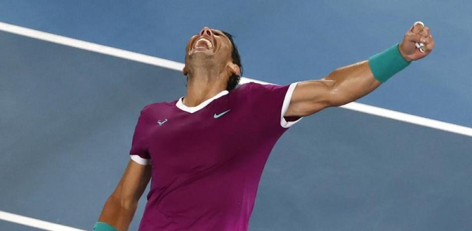 Rafael Nadal celebra tras vencer a Matteo Berrettini en las semifinales del Abierto de Australia.