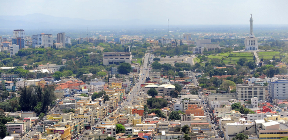 En Santiago, la segunda ciudad más importante del país, hay preocupación por las alzas en los precios de bienes.