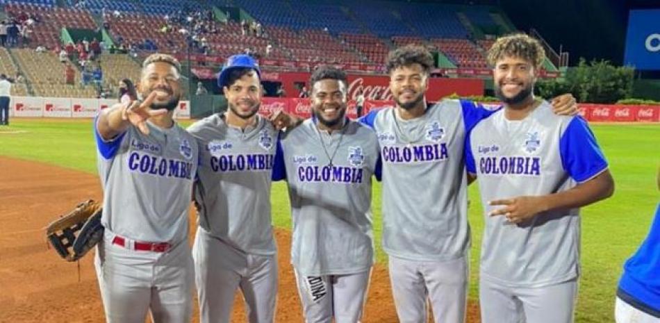 Porfirio López, Edgar Figueroa, Juan Díaz, Fernando Pérez y Rodrigo Benoit jugaron con los Granjeros y son miembros del equipo campeón de Colombia.