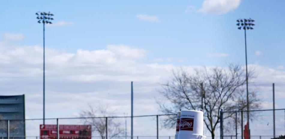 El campo de entrenamiento de los Reds de Cincinnati para los campos de primavera, se encuentra vacío después de que los pitchers y catchers no iniciaran los trabajos como estaba programado, mientras el paro patronal llegó a 77 días el miércoles 16 de febrero de 2022, en Goodyear, Arizona.