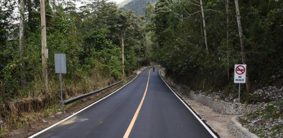 Foto de carretera Jarabacoa-Manabao-La Ciénaga.