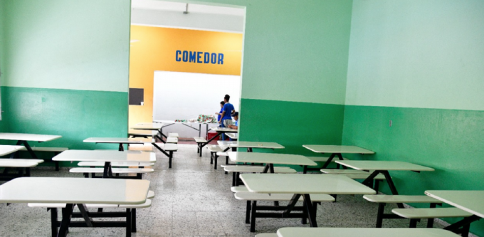 La falta de almuerzo escolar se atribuye a retrasos en pagos por parte del Inabie. JOSÉ ALBERTO MALDONADO/LISTÍN DIARIO