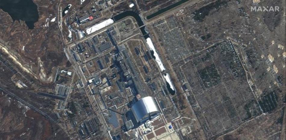 Esta imagen de satélite Maxar tomada y publicada el 10 de marzo de 2022 muestra una descripción general de la planta de energía nuclear de Chernobyl en Pripyat, 
Imagen satelital ©2022 Maxar Technologies / AFP