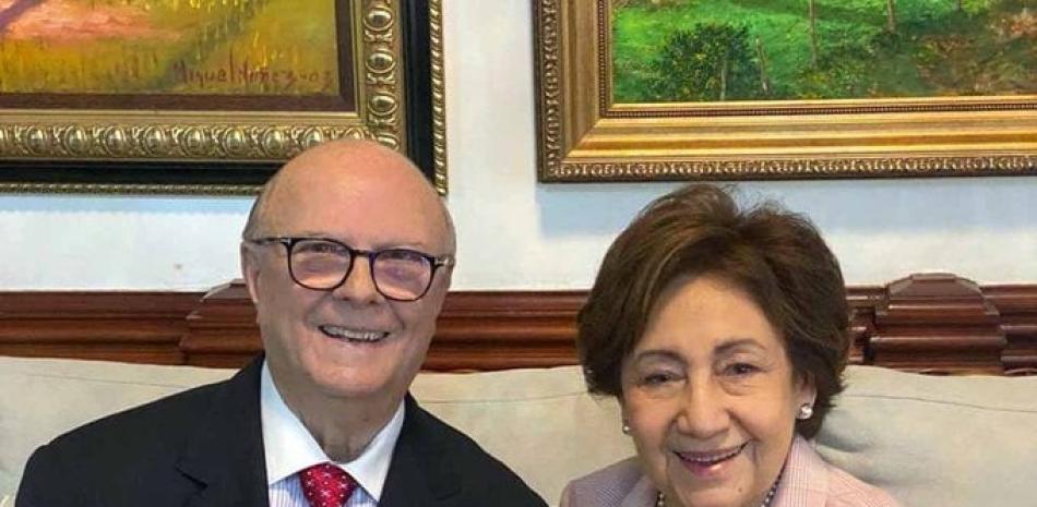 Expresidente Hipólito Mejía y Rosa Altagracia Eulogia Gómez Arias, "Doña Rosa".