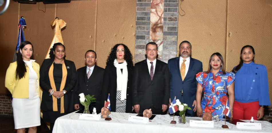 El presidente de la JCE, Román Jáquez, fue acompañado de los titulares Samir Chami Isa y Patricia Lorenzo.