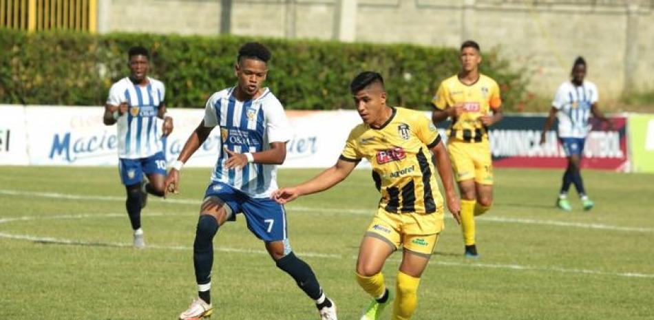 Delfines y la universidad O&M abren la tercera jornada del torneo 2022 de la Liga Dominicana de Fútbol.