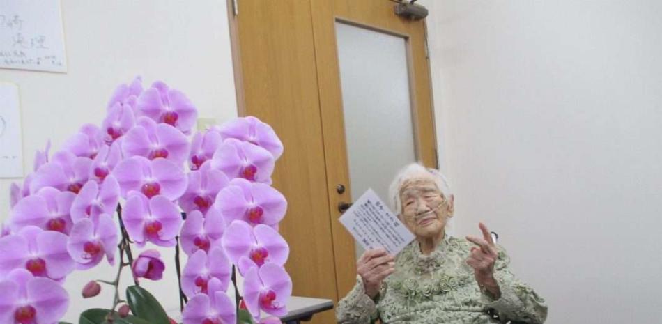 Fotografía cedida por el gobierno de la prefectura de Fukuoka (Japón) de la japonesa Kane Tanaka, la hasta ahora persona más longeva del mundo. Foto: EFE