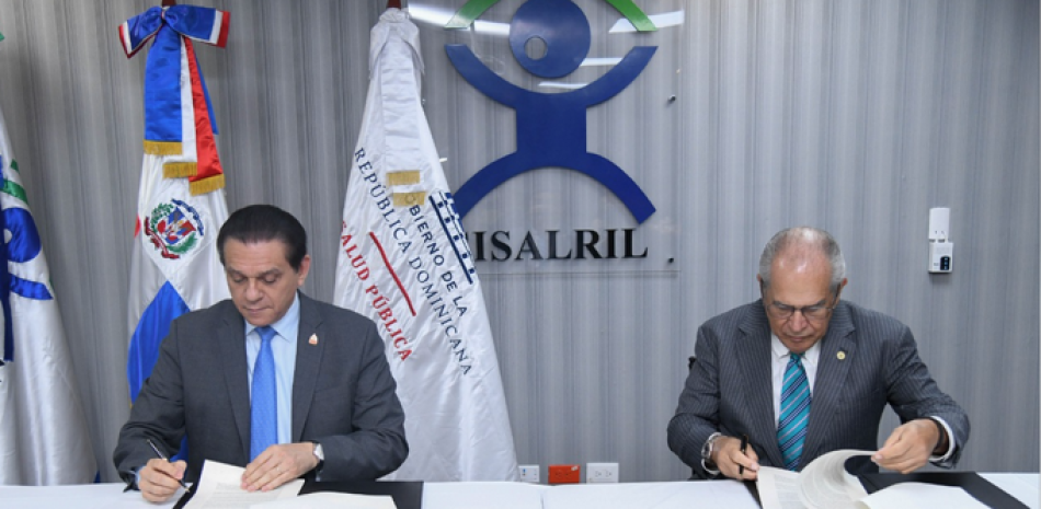 Daniel Rivera y Jesús Feris firmaron el convenio.