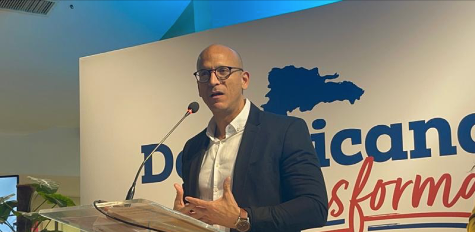 John Maxwell, presidente de Fundación. /ADRIANA PEGUERO