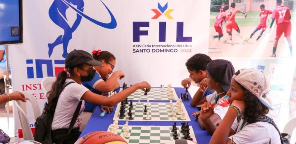 El ajedrez es uno de los juegos que más atrae a los visitantes que llegan para conocer más sobre la práctica deportiva.