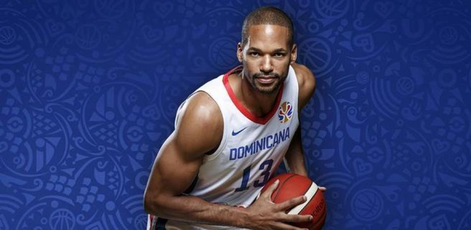 Jugador dominicano de baloncesto Eulis Báez. Foto de archivo
