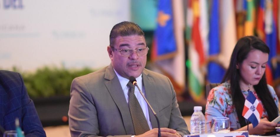 Francisco Camacho, ministro de Deportes, anuncia los deportes que se harán en República Dominicana para los Centroamericanos y del Caribe del 2023.