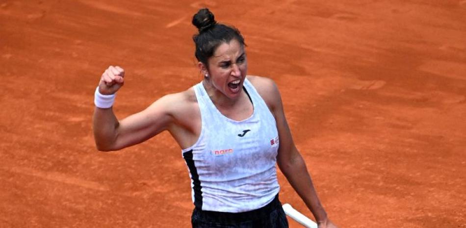 Sara Sorribes reacciona luego de su victoria en los octavos de final del torneo de Madrid ante la rusa Darya Kasatkina.