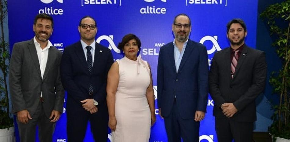 Christian Vanzidi, Manuel Mueses, Soraida Soto, Alejandro Kember y Oscar Nuñez.