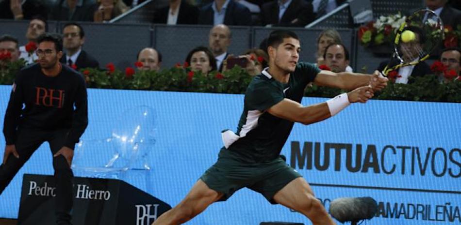 Carlos Alcaraz se enfrentará a Rafael Nadal en los cuartos de final del torneo de Madrid.