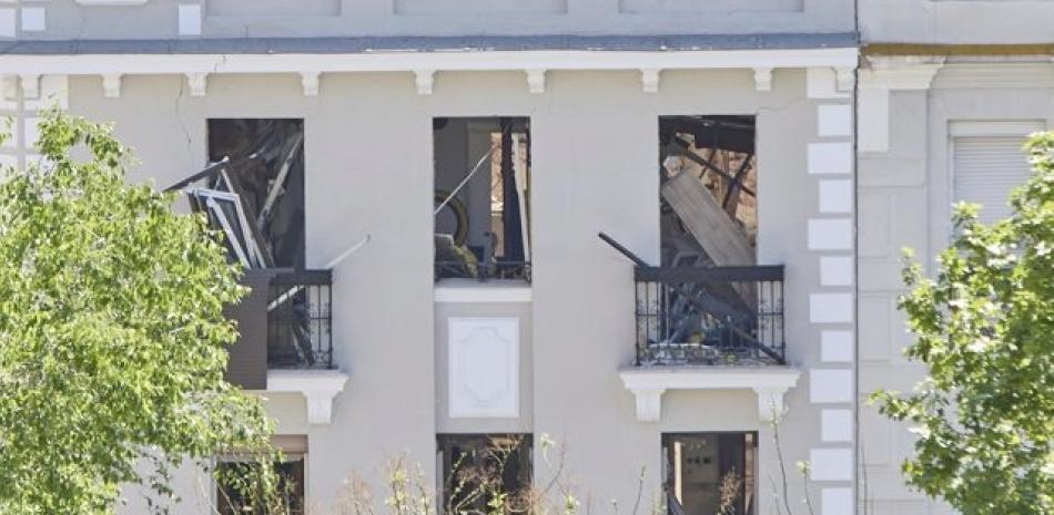 La causa de la explosión podría encontrarse en unas obras que se llevaban a cabo en el edificio, indicó a los medios el alcalde de la ciudad, José Luis Martínez Almeida. Foto: Europa Press