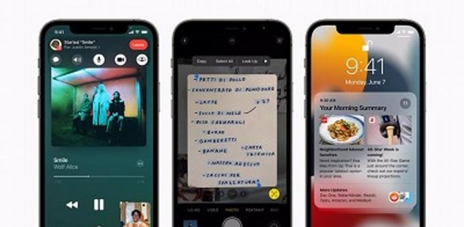 Imagen de dispositivos iPhone con nuevas características de FaceTime, texto en vivo y notificaciones rediseñadas en iOS 15. Europa press.