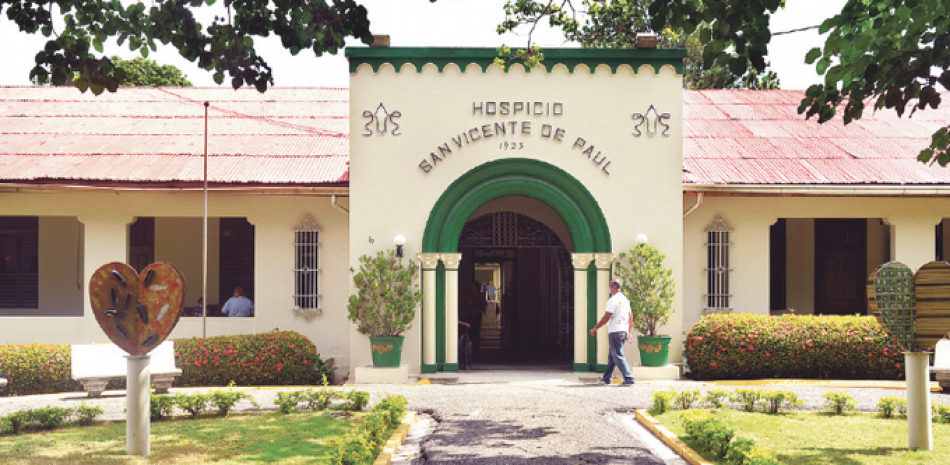 El Hospicio San Vicente de Paúl tiene desde 1923 ofreciendo una mejor calidad de vida para los ancianos. ALBERTO LIRANZO