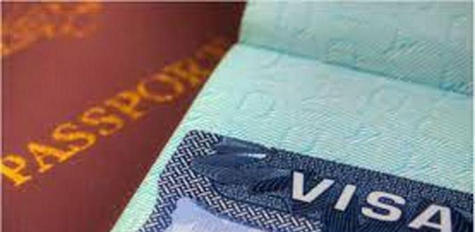 visa de residencia estadounidense. Foto de archivo.