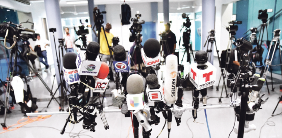 “Una ley mordaza y de censura previa, que pondría en peligro el rol de los medios de comunicación...”, dice FJT.