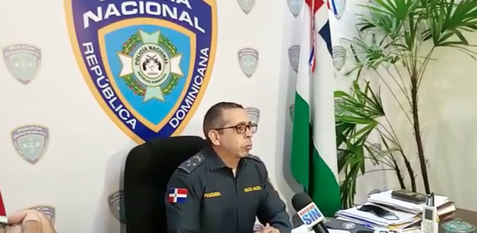 El vocero de la Policía Nacional (PN), Diego Pesqueira, explica caso de banda "Los Menores".

Foto: NReyes| Listín Diario