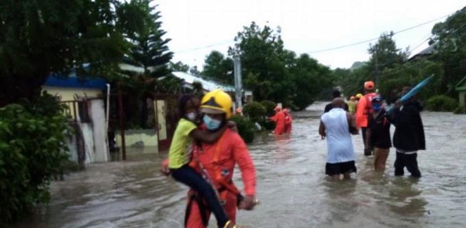 Inundaciones en Hato Mayor causadas por el huracán Isaías. Foto del archivo de Listín Diario.