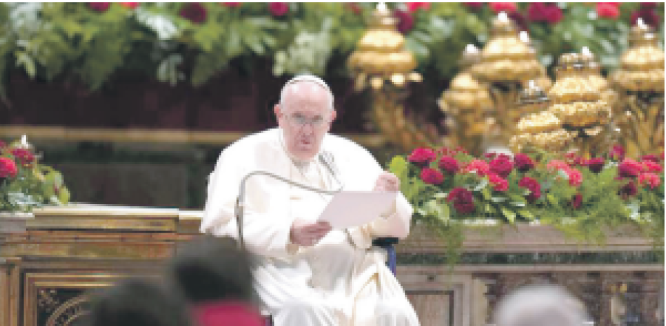 El Vaticano anunció el sábado que Francisco visitaría L’Aquila para celebrar una misa el 28 de agosto. AP