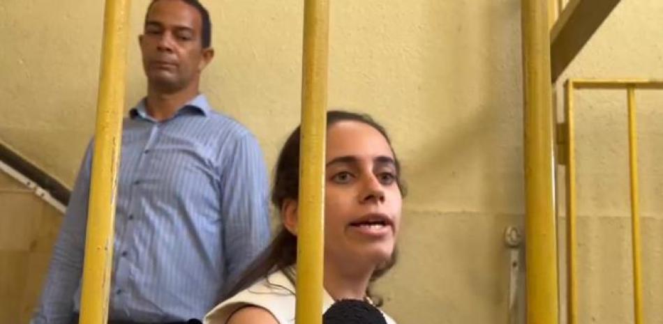 Hija de Miguel Cruz, confeso asesino de Orlando Jorge Mera. Foto LD.