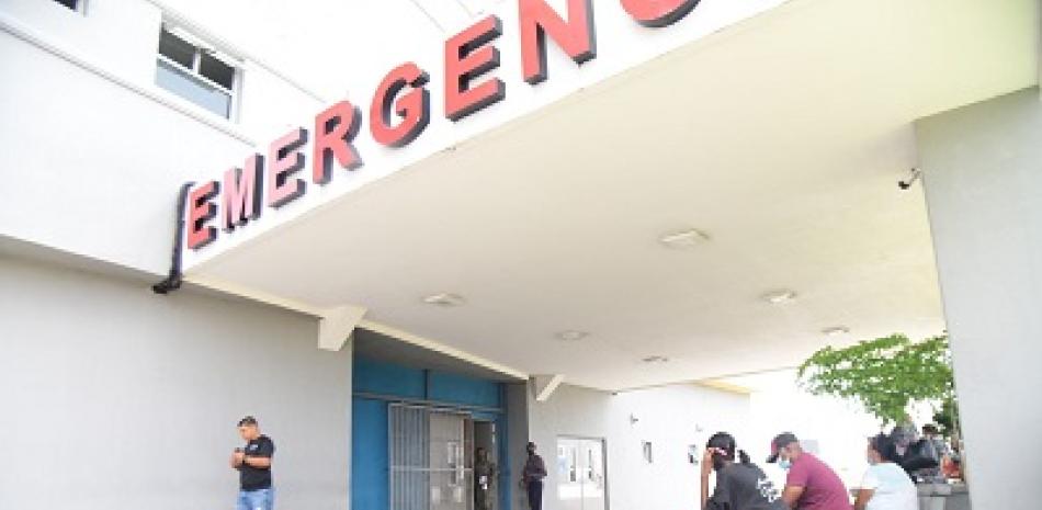 Emergencia del hospital regional Marcelino Vélez Santana. Foto: Raúl Asencio