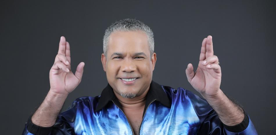 Héctor Acosta, “El Torito” lanzó su nuevo álbum bajo el sello de La Oreja Media Group, la que lleva por nombre “Este soy yo”.