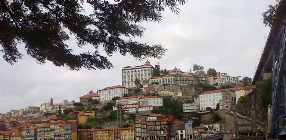 Oporto, una ciudad de encanto junto al río Duoro. Foto: Carmenchu Brusíloff