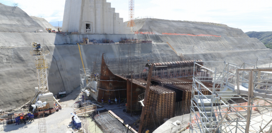 La presa de Monte Grande tendrá una capacidad de almacenamiento de 350 millones de metros cúbicos.