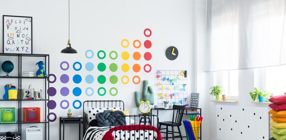 Círculos de colores para alegrar las paredes de la habitación. Istock/LD